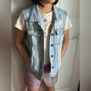 Denim vest ONLY